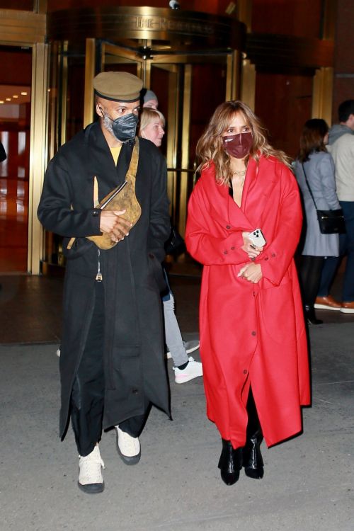 Halle Berry in Red Long Coat Out for Dinner at Scalinatella in New York 11/05/2021 2
