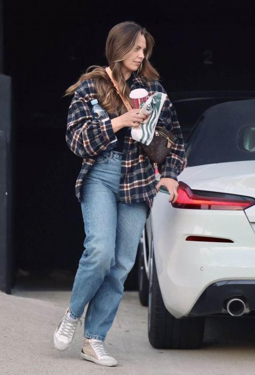 Hannah Brown seen in Check Shirt with Denim at a Starbucks in Los Angeles 11/18/2021 1