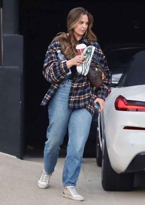 Hannah Brown seen in Check Shirt with Denim at a Starbucks in Los Angeles 11/18/2021 2