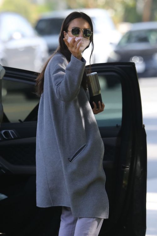 Jessica Alba Out a Park on Halloween Day in Santa Monica 10/31/2021 1