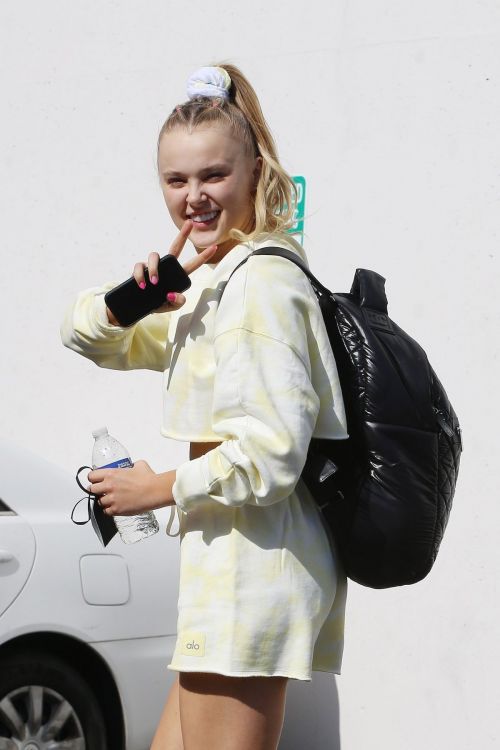 JoJo Siwa and Jenna Johnson at DWTS Studio in Los Angeles 11/04/2021 4
