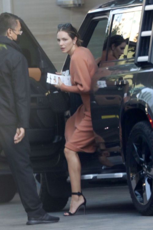 Katharine McPhee in Stylish Dress Out in West Hollywood 11/04/2021 2