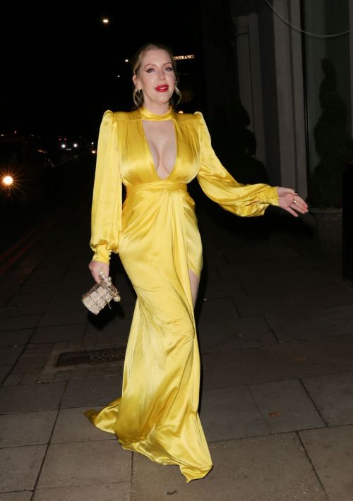 Katherine Ryan Leaves 2021 Pride of Britain Awards in London 10/30/2021 3
