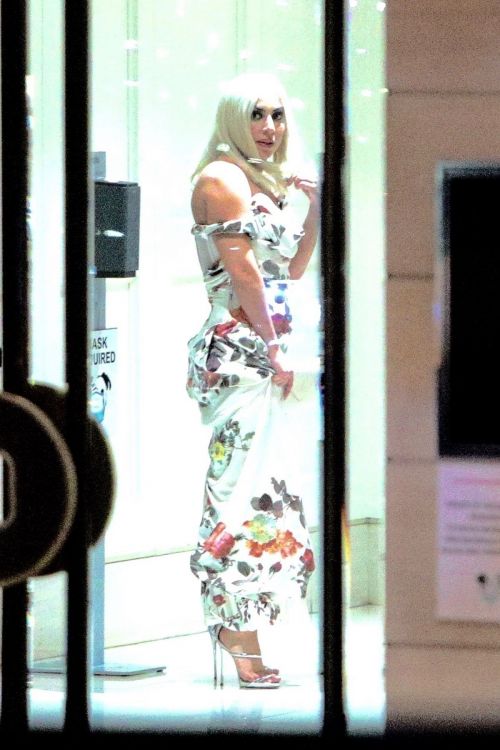 Lady Gaga Out for Dinner at 1 Hotel in West Hollywood 11/03/2021 2
