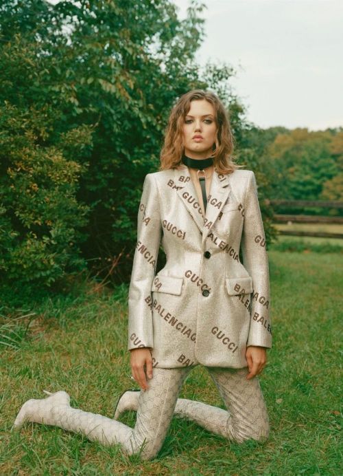 Lindsey Wion Photoshoot for Love Want Magazine, FW2021 4