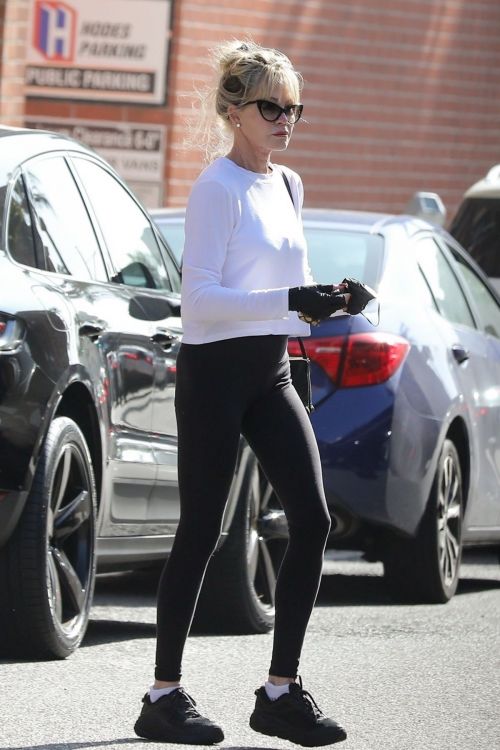 Melanie Griffith Leaves After Workout a Gym Session in Beverly Hills 11/04/2021 6