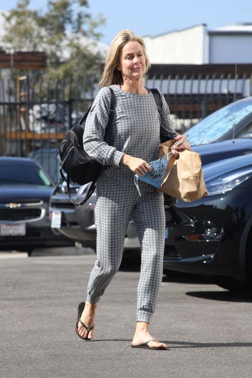 Melora Hardin at DWTS Studio in Los Angeles 11/04/2021