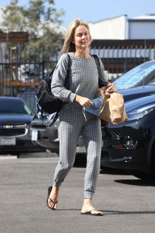 Melora Hardin at DWTS Studio in Los Angeles 11/04/2021 1