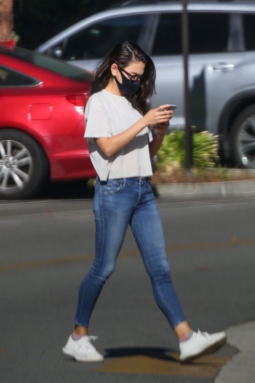 Mila Kunis in White Top and Ankle Denim Out and About in Beverly Hills 11/04/2021 1