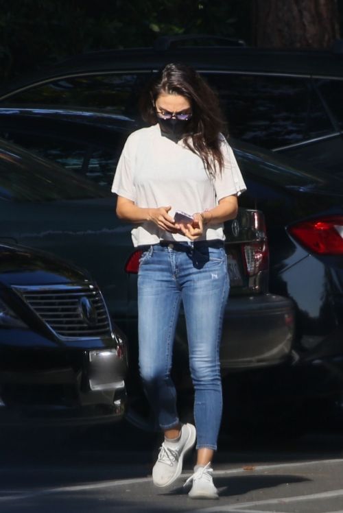 Mila Kunis in White Top and Ankle Denim Out and About in Beverly Hills 11/04/2021 4