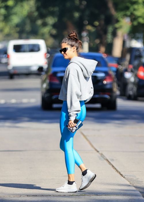 Sara Sampaio seen in Sky Blue Tights During Leaves Pilates in West Hollywood 11/05/2021 2