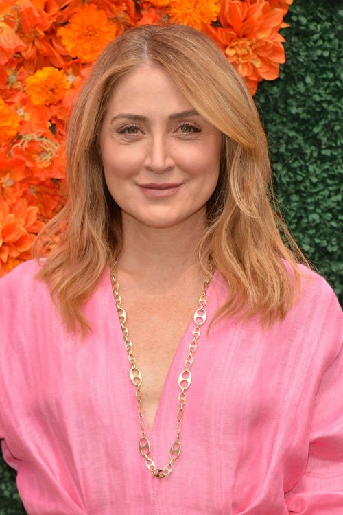 Sasha Alexander attends Veuve Clicquot Polo Classic in Los Angeles 10/02/2021 3