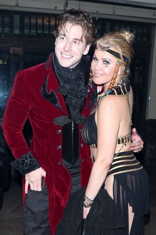 Shanna Moakler as Cleopatra arrives at Halloween Party in Los Angeles 10/30/2021 8