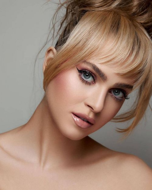 Anne Winters Portrait Photoshoot By Brett Erickson Photographer, December 2021 9