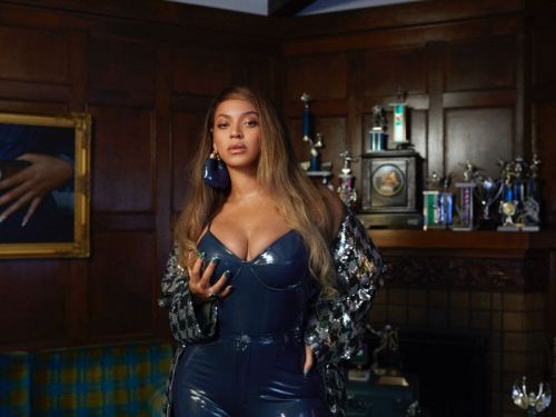 Beyonce Knowles Photoshoot for Ivy Park Halls of Ivy Campaign, December 2021 3