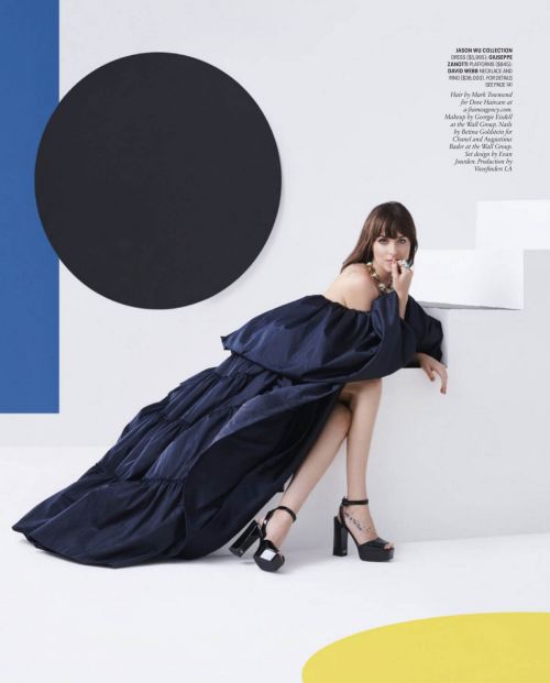 Dakota Johnson Photoshoot in Town & Country Magazine, January 2022 2