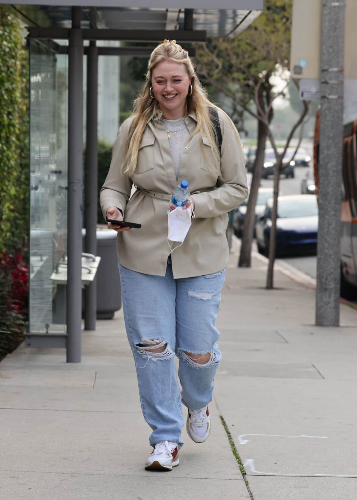 Iskra Lawrence in Ripped Jeans During Leaves a Meeting in West Hollywood 11/19/2021 2