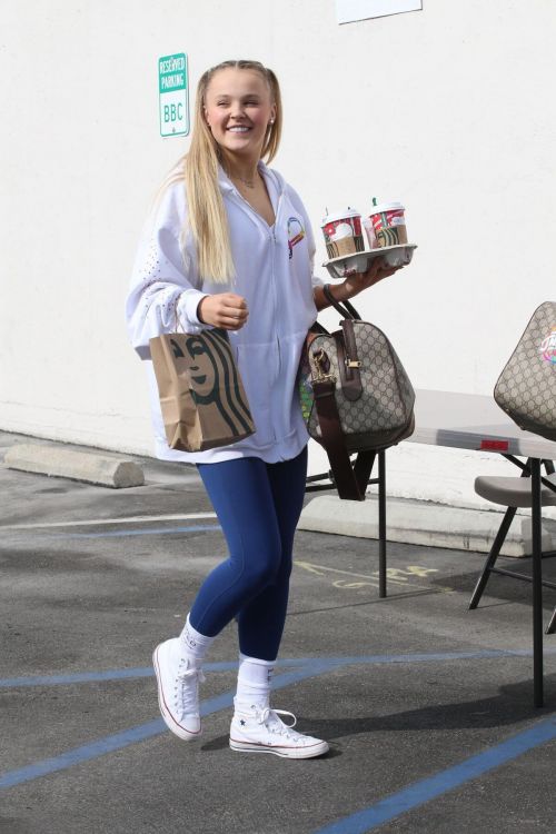 JoJo Siwa seen in White and Blue Combination at Dance Studio in Los Angeles 11/19/2021
