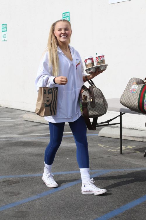JoJo Siwa seen in White and Blue Combination at Dance Studio in Los Angeles 11/19/2021