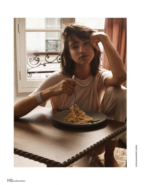 Kathie Lam Photoshoot in Madame Figaro Magazine, November 2021 1