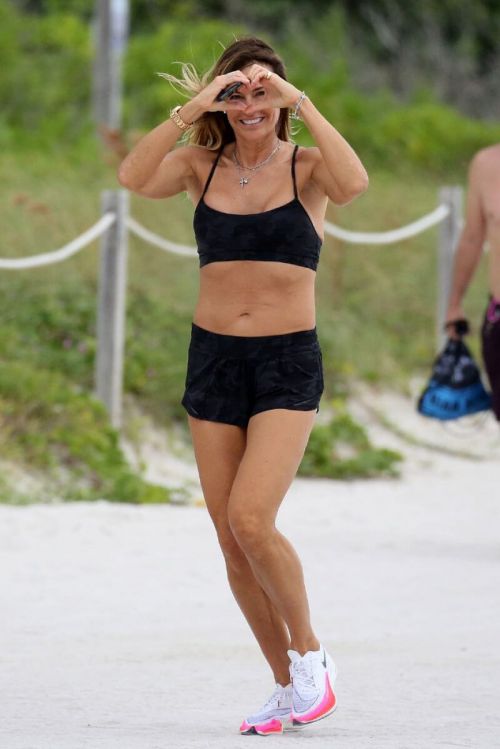 Kelly Killoren Bensimon seen in Short During Jogging on the Beach in Miami 11/18/2021