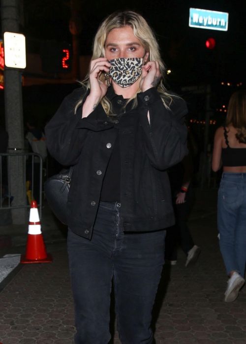 Kesha Night Out at Licorice Pizza Screening at The Fox Theatre in Westwood 11/20/2021