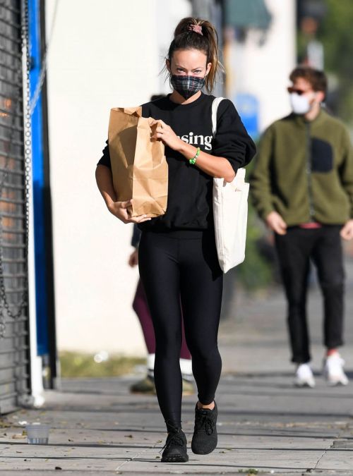 Olivia Wilde in a Black Sweatshirt with Tights Day Out in Los Angeles 2