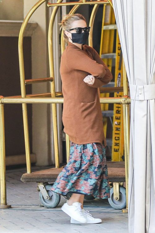 Reese Witherspoon seen in Floral Gown Out for Brunch in Beverly Hills 11/20/2021