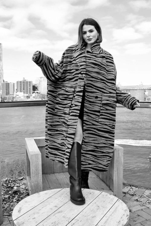 Ruby O. Fee Photoshoot for The Bare Magazine, November 2021 6