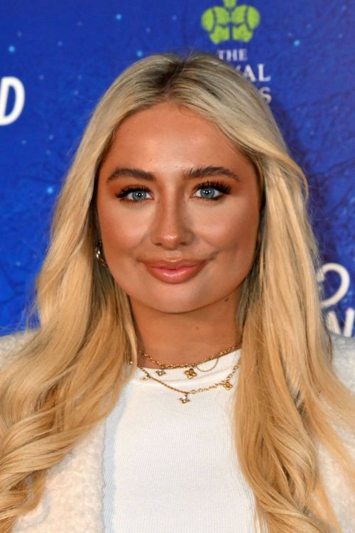 Saffron Barker attends Hyde Park Winter Wonderland VIP Launch in London 11/18/2021 2
