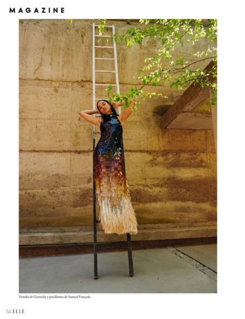Whitney Peak Photoshoot in Elle Magazine, Spain December 2021 1