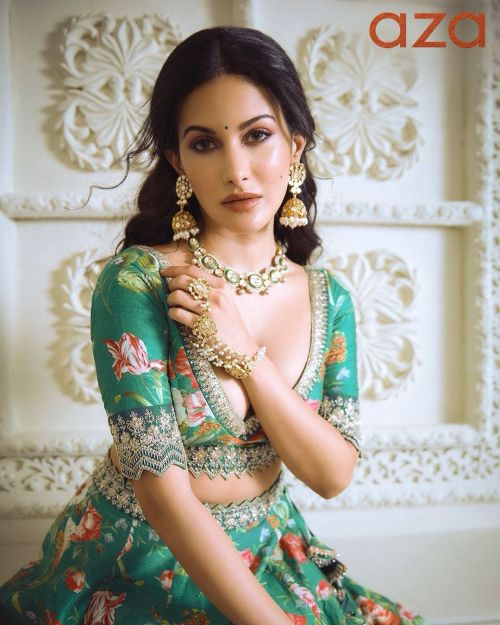 Amyra Dastur Photoshoot for aza fashions cover story, January 2022 6