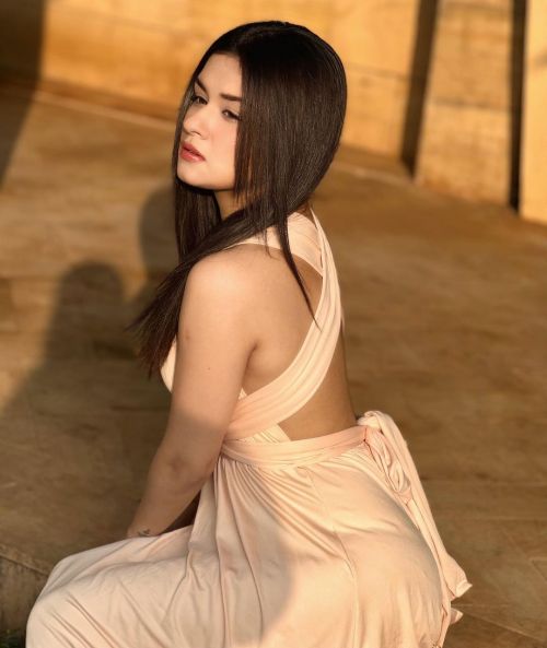 Avneet Kaur photoshoot in a gown in Lonavala, Maharashtra, January 2022 8