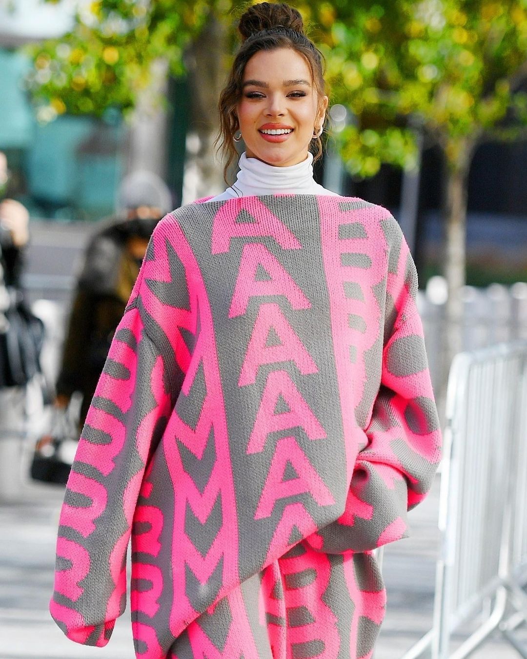 Hailee Steinfeld seen in Monogram Oversized Designed by Marc Jacobs, November 2021