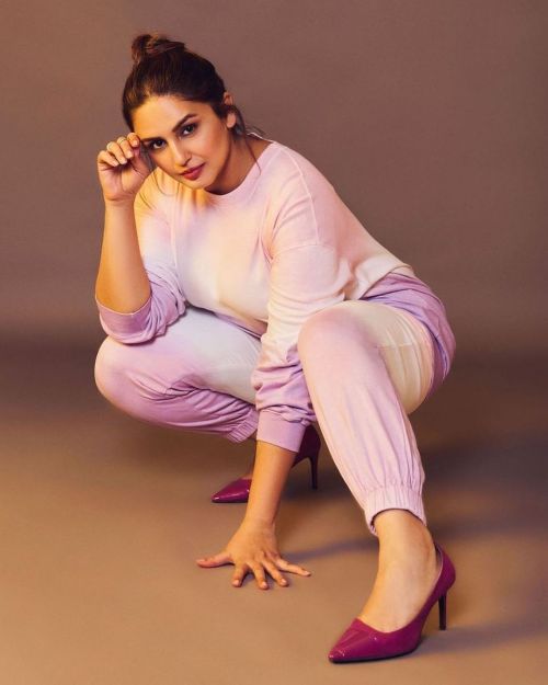 Huma Qureshi wear Stylish Outfit Designed by How When Wear, January 2022