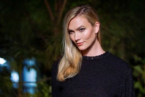 Karlie Kloss Night Out in Black Dress at Chanel Dinner to Celebrate Five Echoes in Miami 5