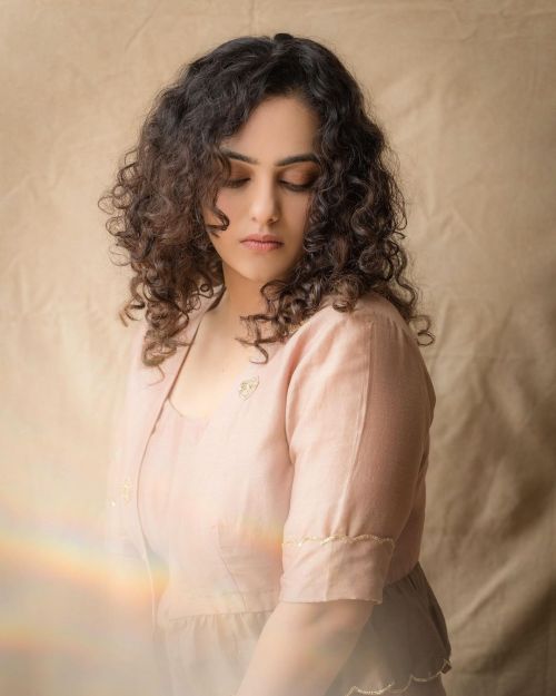 Nithya Menen Photoshoot in Studio Bustle Designed Outfit, January 2022 3