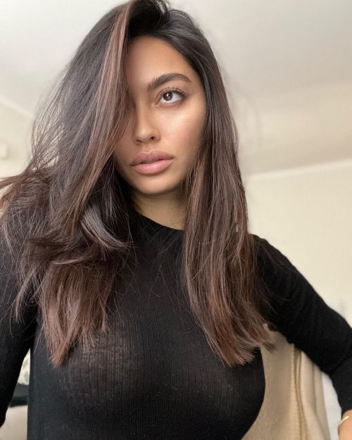 Ambra Gutierrez Shares her Portrait Photos in Instagram, March 2022 4