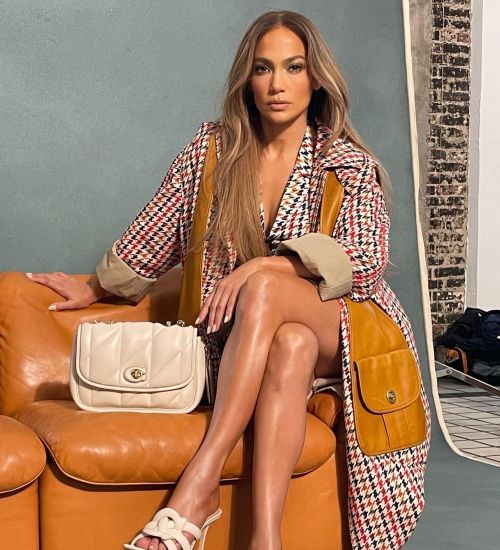 Jennifer Lopez promotes Coach handbags on her Instagram, April 2022
