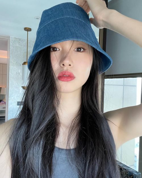 Estelle Chen Shared her Different Faces Photos on Social Media 1
