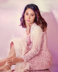 Hina Khan profile