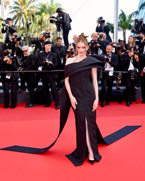 Larsen Thompson Wore a Black Gown at 2022 Cannes Film Festival, May 2022 1