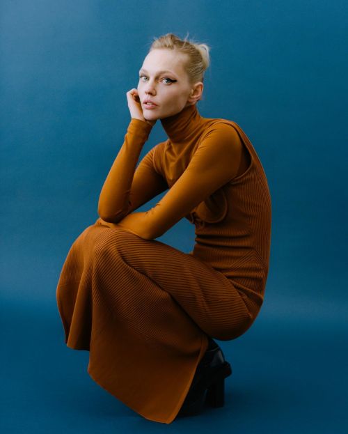 Sasha Pivovarova seen in New Collection of AKNVAS in Photoshoot, Feb 2022 3