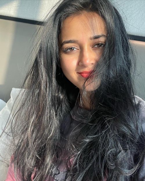 Tejasswi Prakash shared her selfie on Social Media 1