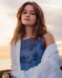 Ciara Bravo profile