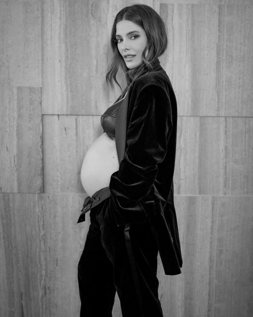 Pregnant Ashley Greene Show Baby Bump Photoshoot for InStyle Magazine