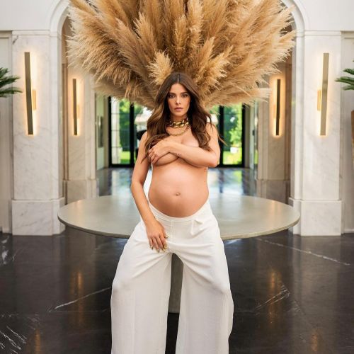 Pregnant Ashley Greene Show Baby Bump Photoshoot for InStyle Magazine 5