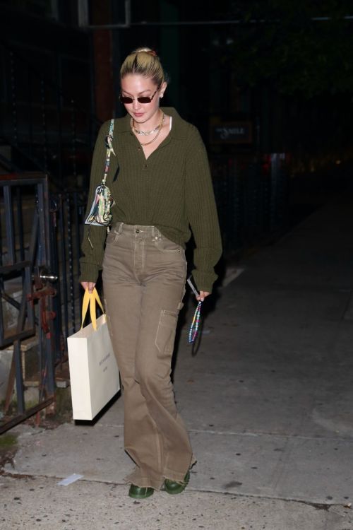 Gigi Hadid in Full Sleeve Top and Loose with Bell Bottom Pants Out in New York 1
