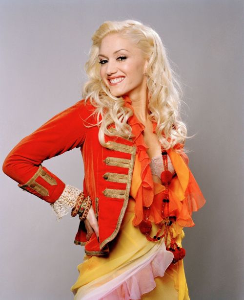 Gwen Stefani Throwback Photoshoot for Glamour Magazine 2005 Issue