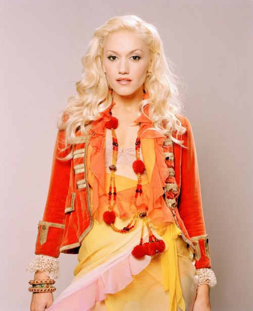 Gwen Stefani Throwback Photoshoot for Glamour Magazine 2005 Issue